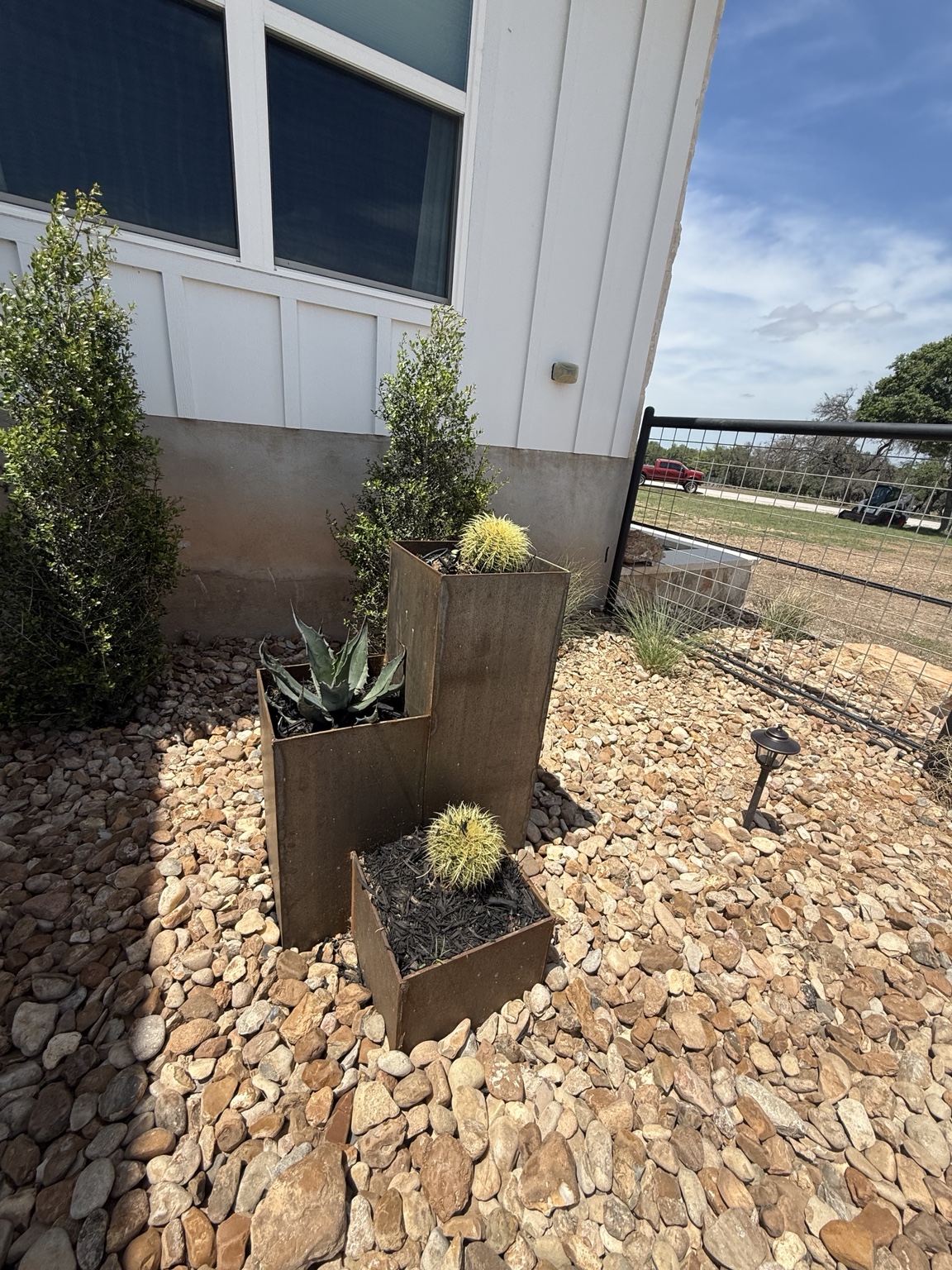 Fabricated steel planters